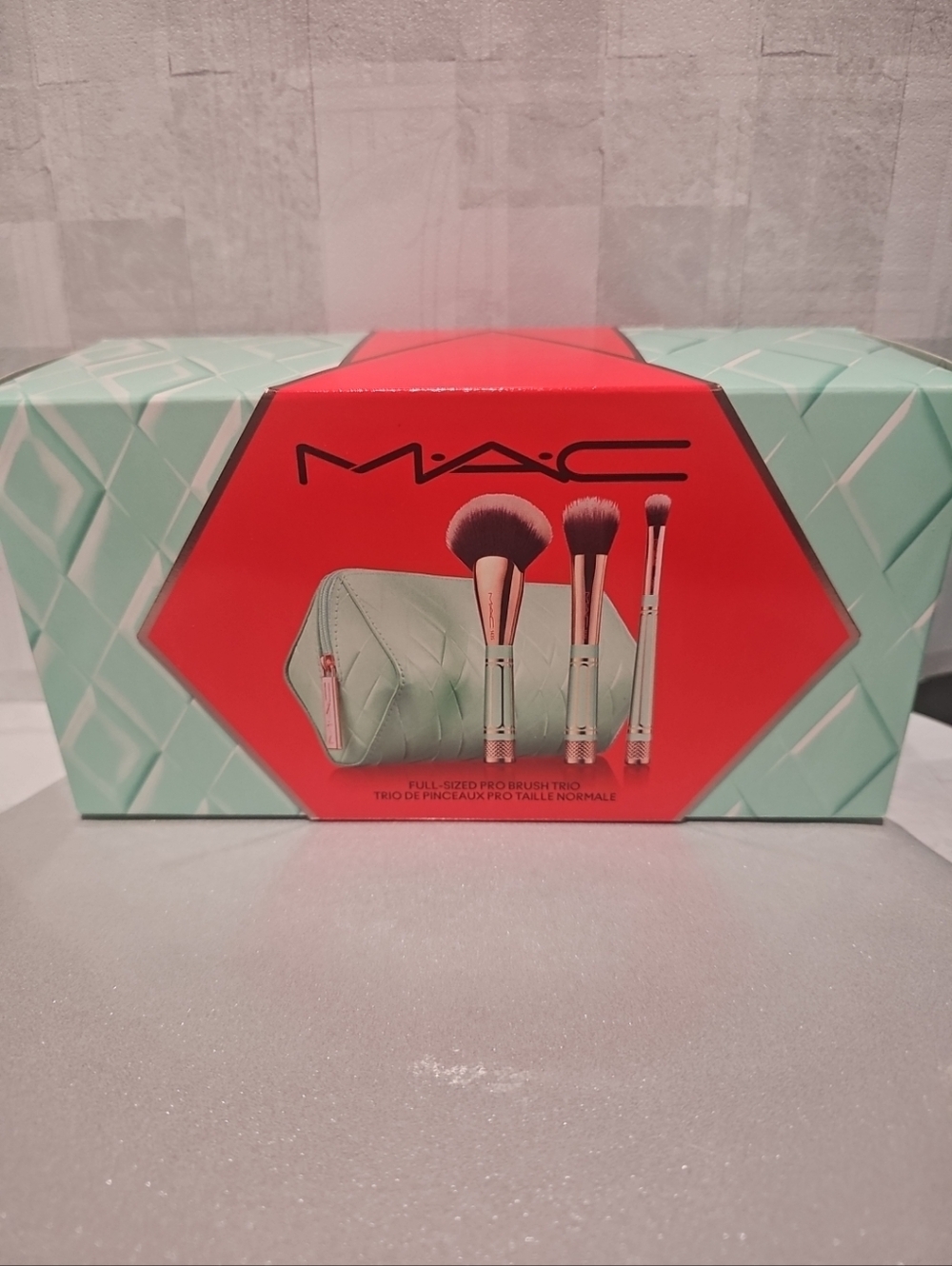 Mac Cosmetics 3 Brushes Full-Size Pro Brush Trio - 217S / 159S / 143S